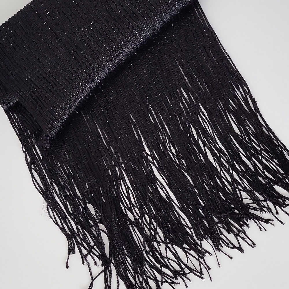 90’s Minimalist Black Fringe Scarf